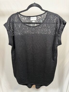 Ava & Viv Black Cap Sleeve Top with lace
